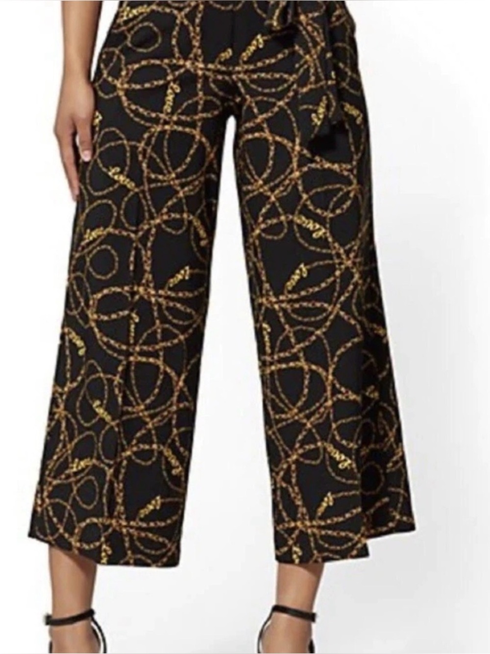 NWT cropped pants New York & Company Black Gold Chain Love Paper bag Tie Waist